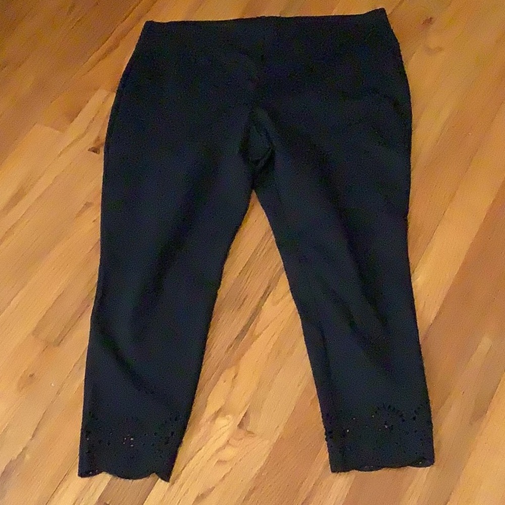 Chico’s rayon/nylon blend pull-on pants